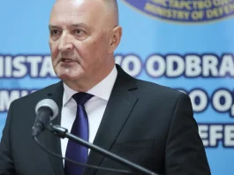 Helez: Dodik može samo ići za predsjednika udruženja penzionera, on je već pogrbljeni starac